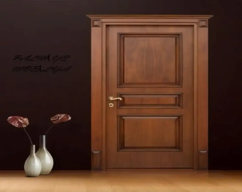 Walnut-Tone Classic Door – Three Panels, Pilaster Casing